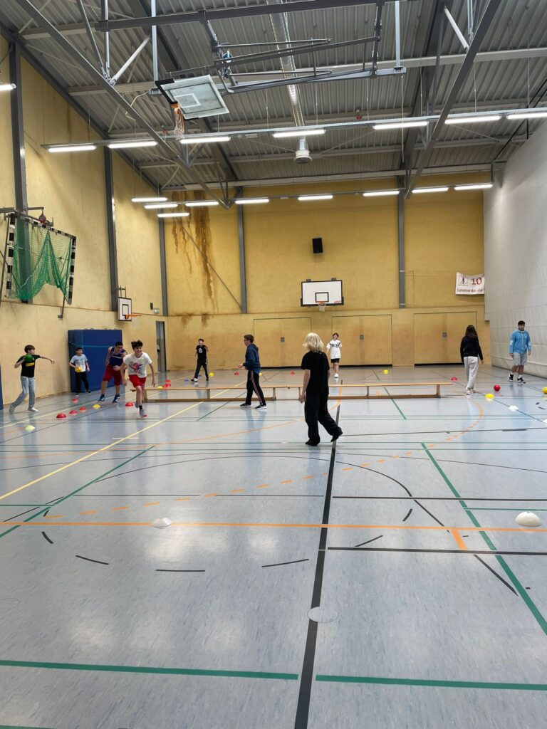 Ballspiele
